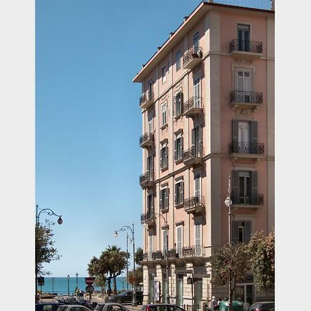 살레르노 A Casa Di Adri 아파트 외부 사진